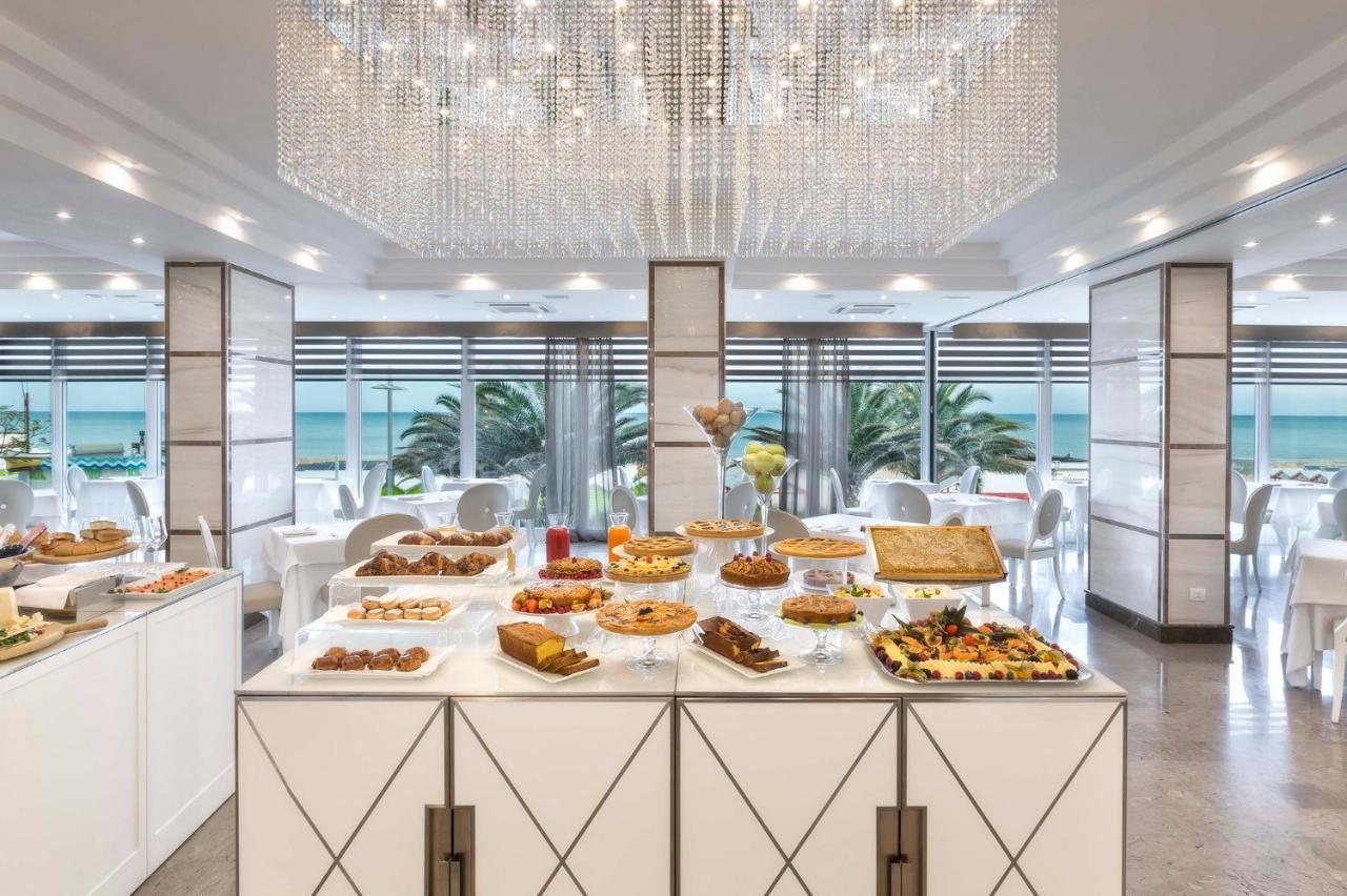 Hotel Tiffany'S Ριτσόνε Εξωτερικό φωτογραφία