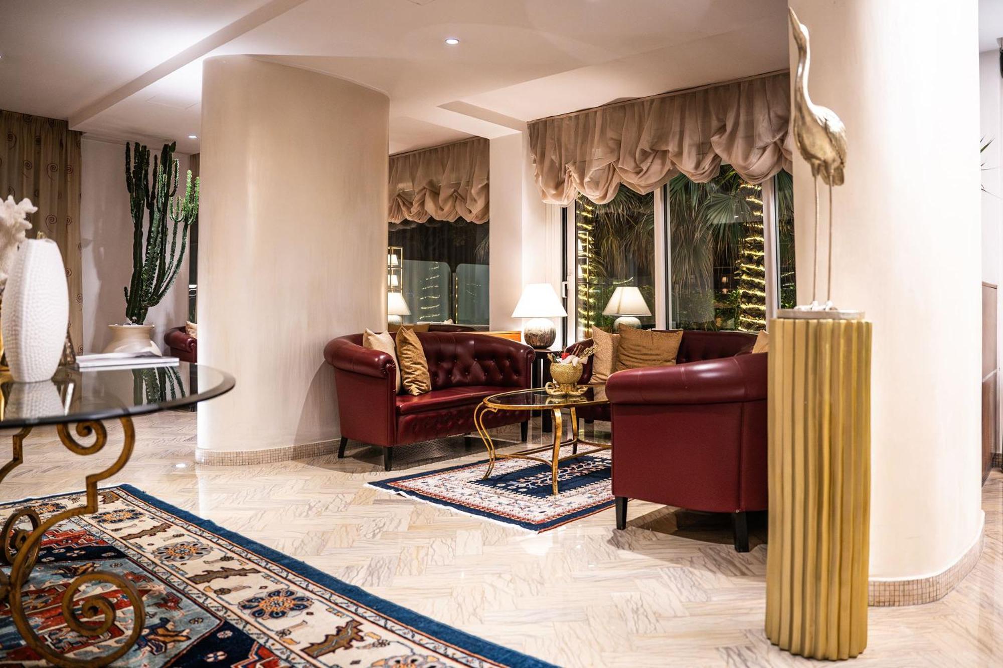Hotel Tiffany'S Ριτσόνε Εξωτερικό φωτογραφία