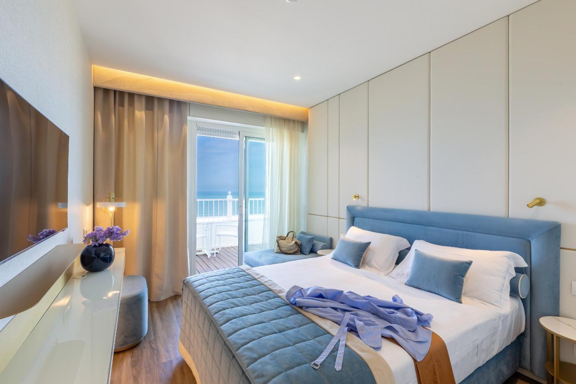Hotel Tiffany'S Ριτσόνε Εξωτερικό φωτογραφία
